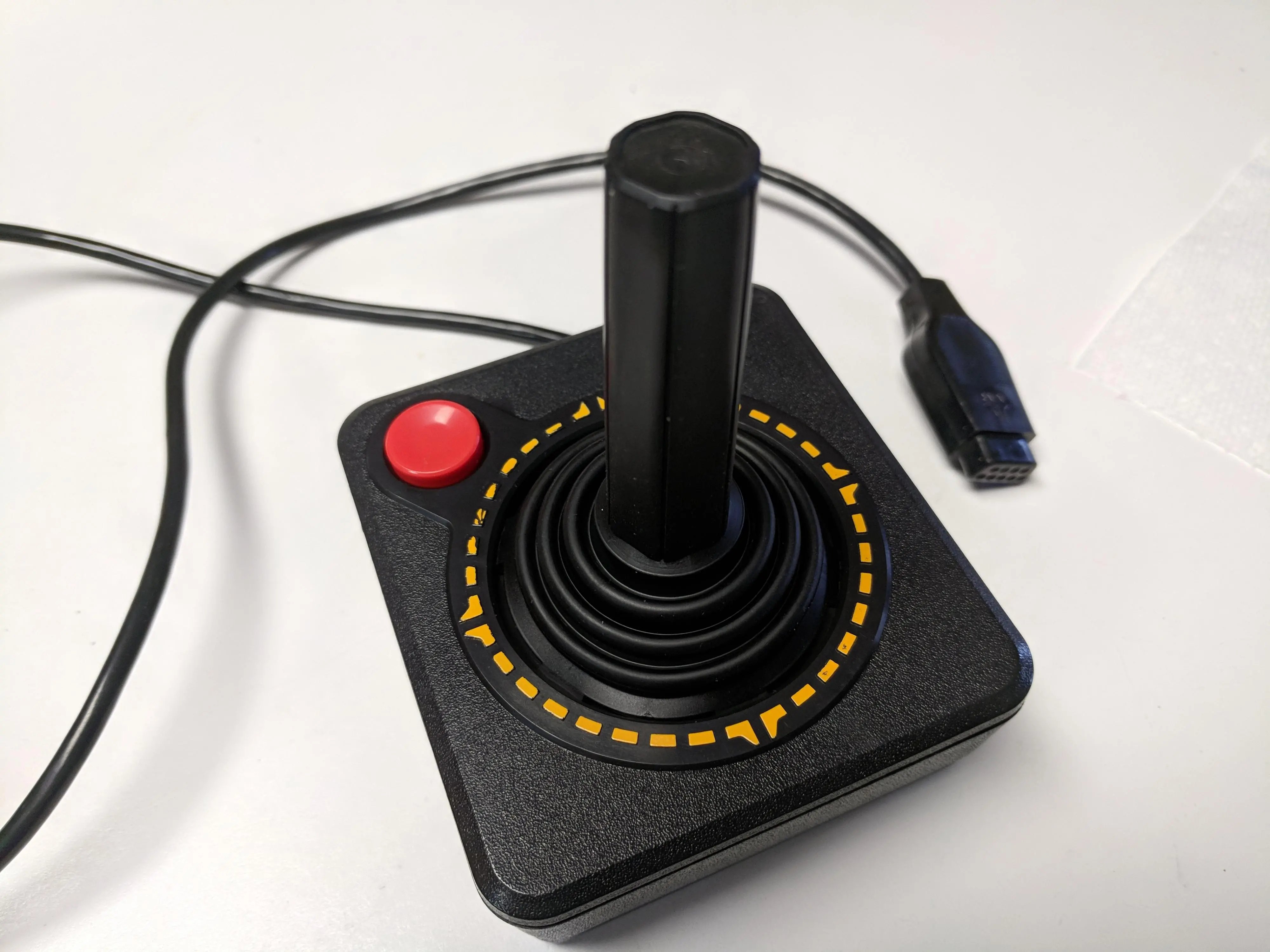 CX10 – оригинальный джойстик для Atari 2600