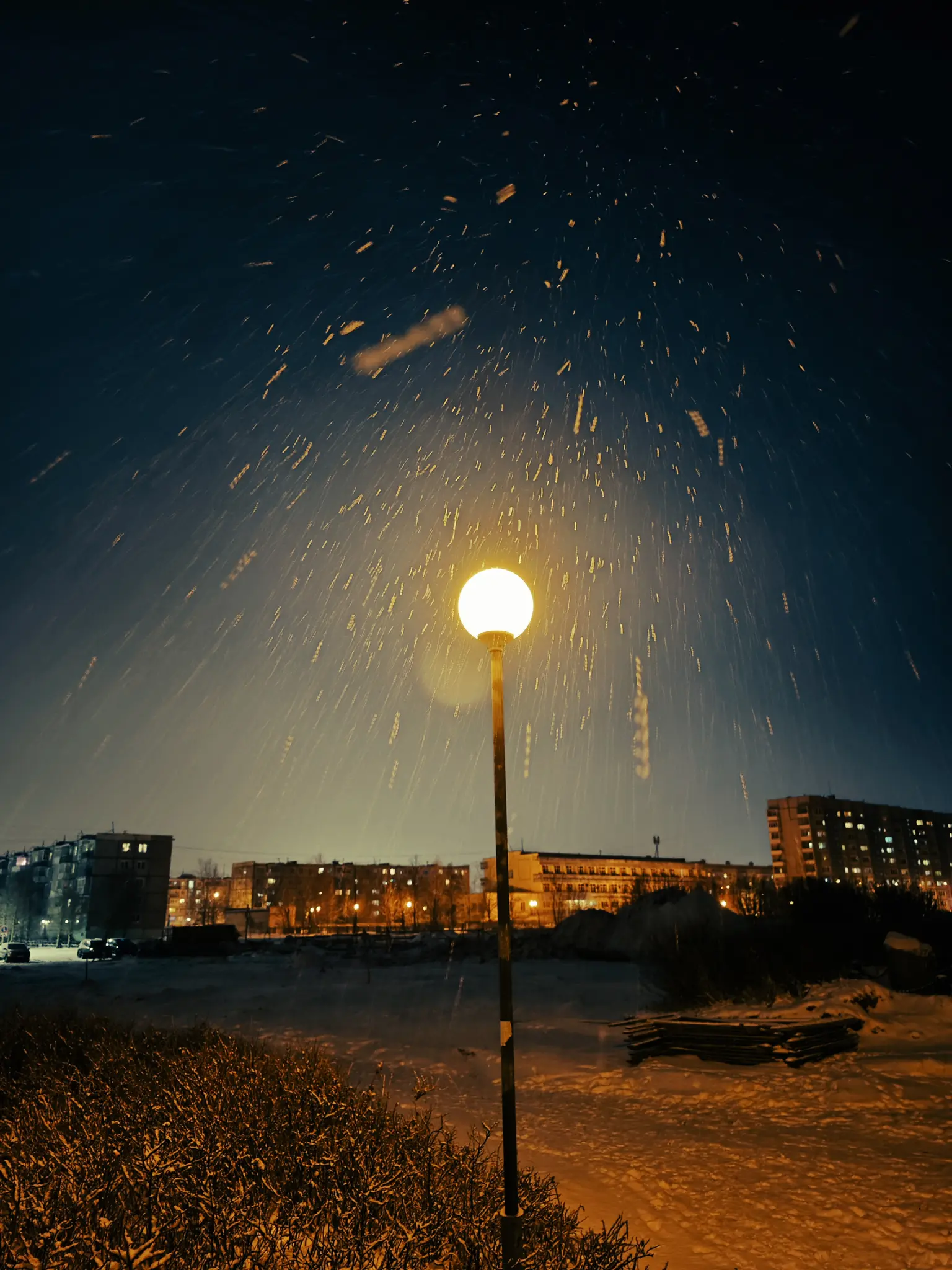 Там, чуть правее, психушка :3