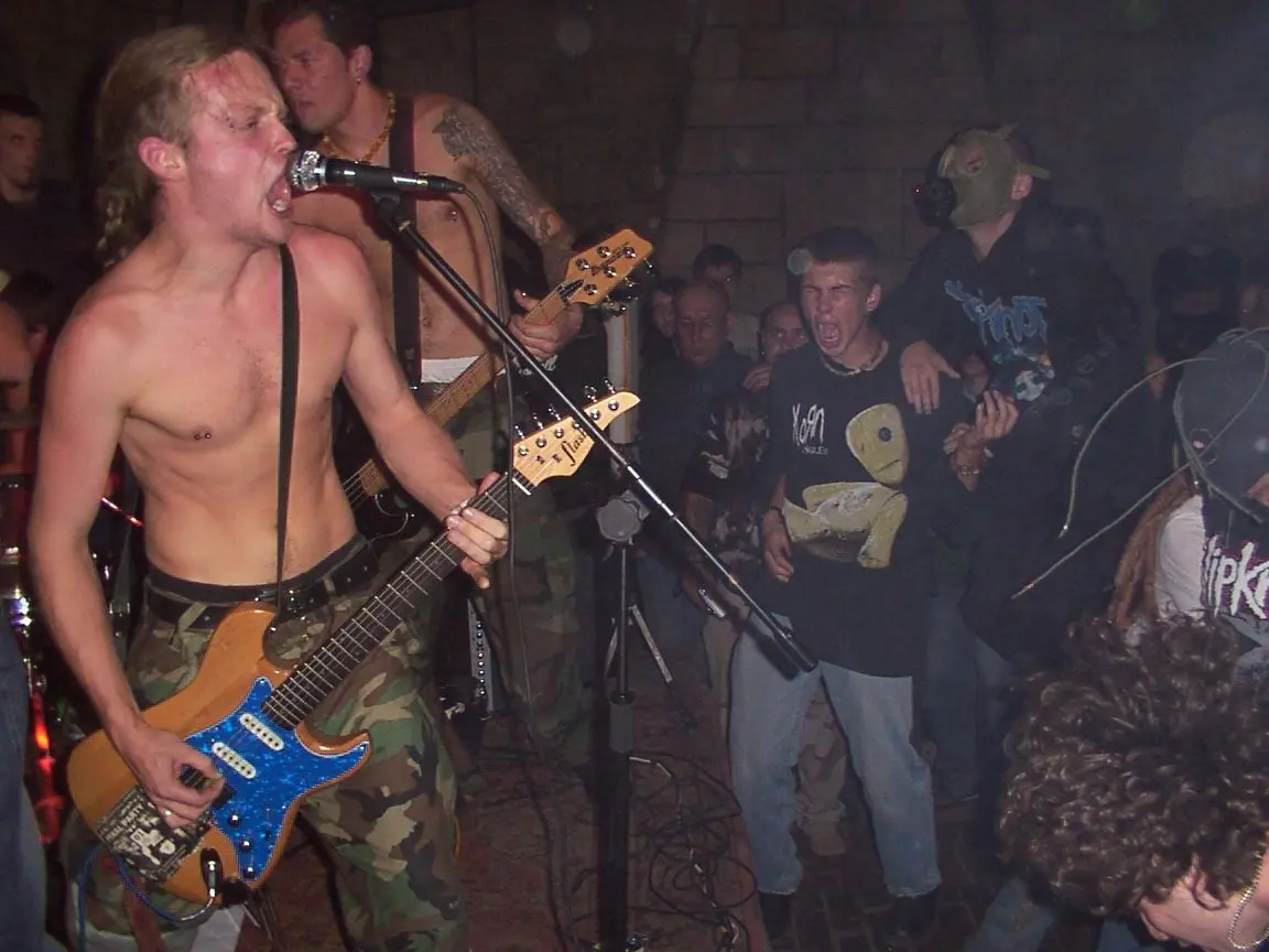 Энергия буквально прет через экран