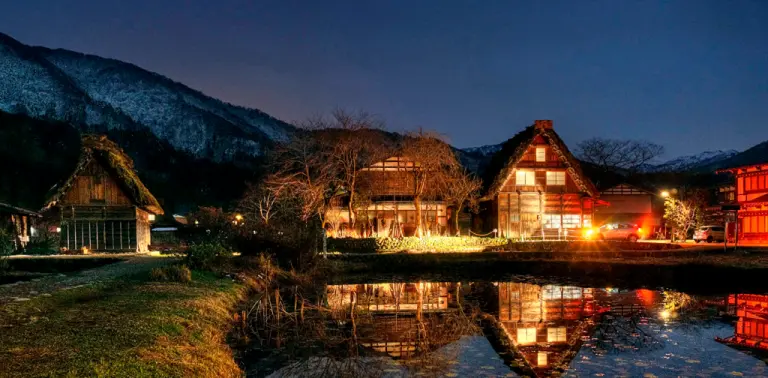   Ой, я хочу туда поехать.Отличное место для вечерней прогулки, правда?  