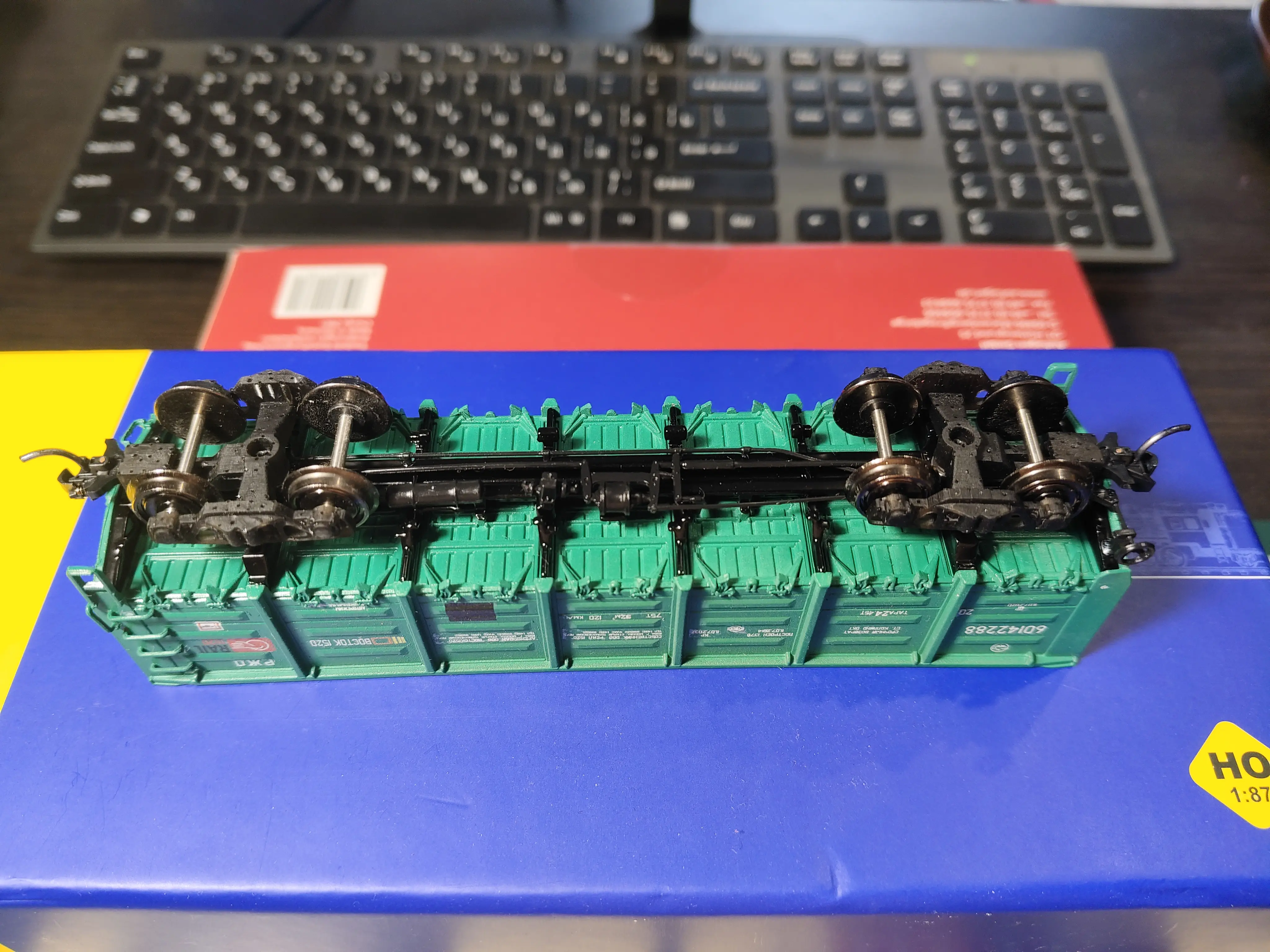 Болел неделю, запилил вагончик