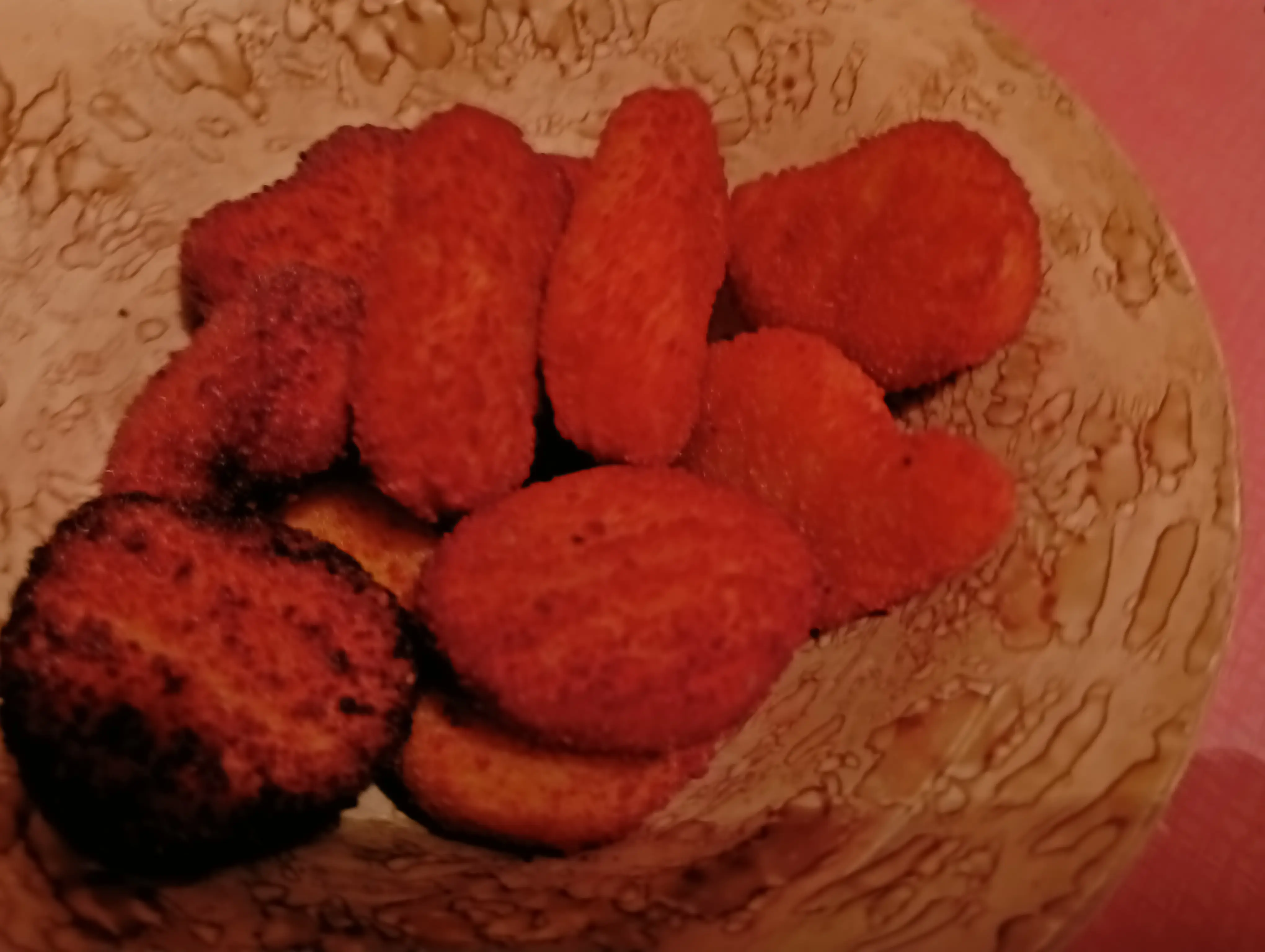 Слегка один передержался но не горелый.