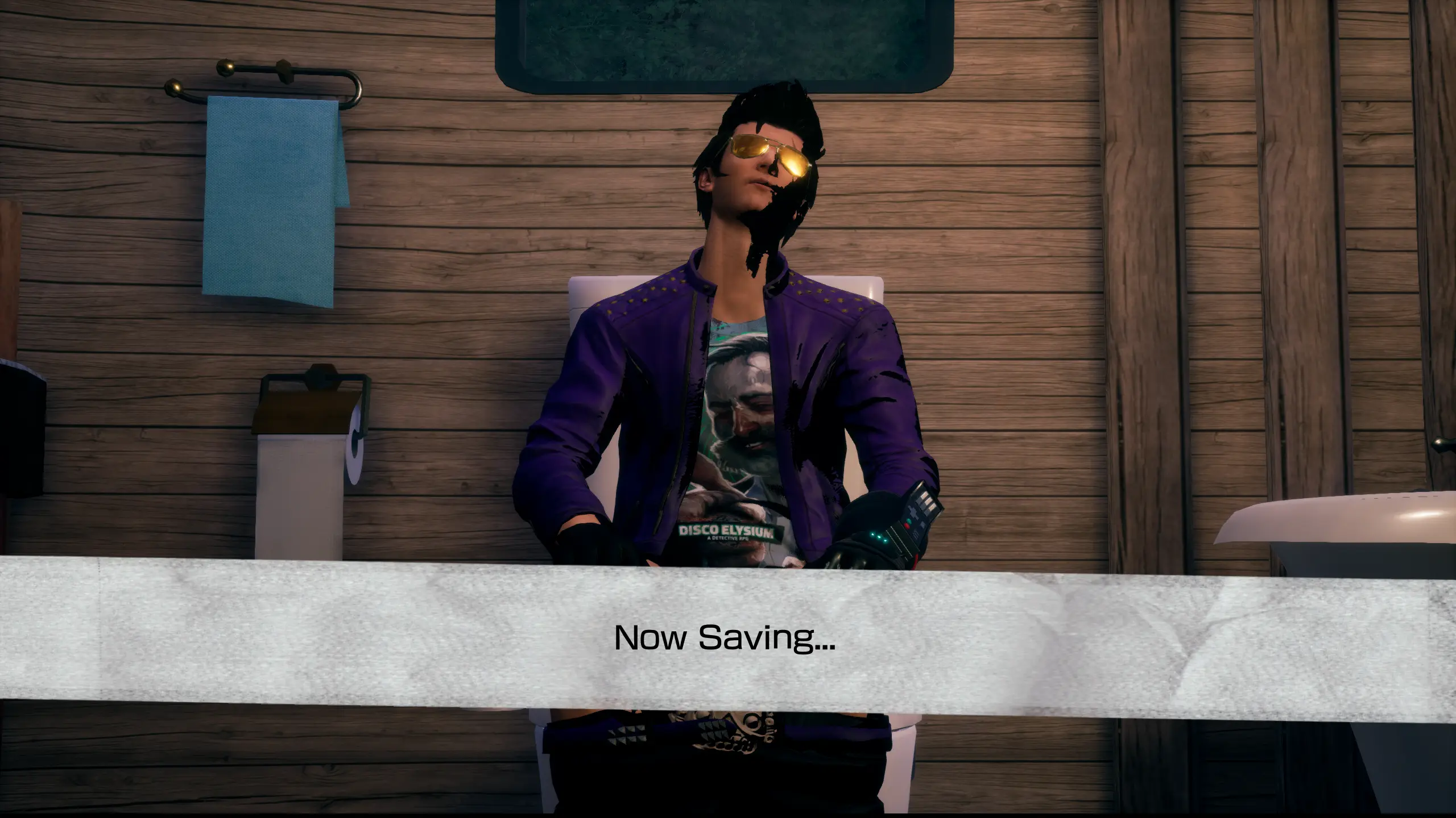 Игра по традиции серий предлагает сохраняться в туалетах.