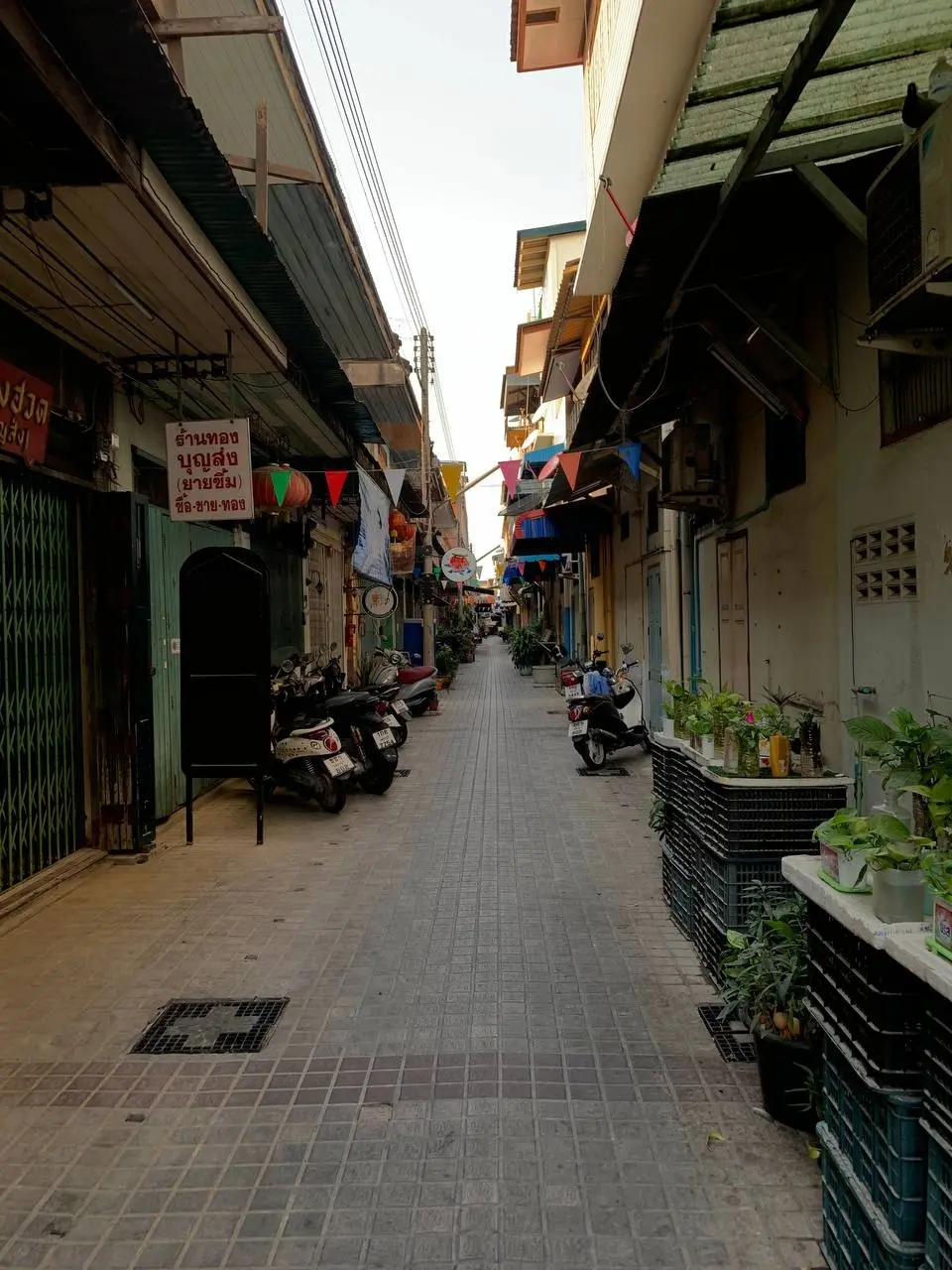 Рандомные форточки с различных тайских городков