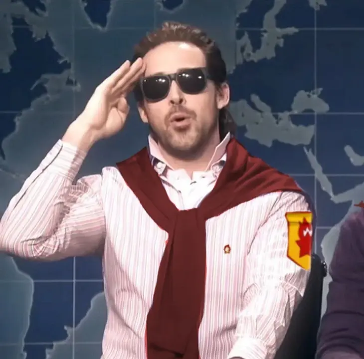 Как же ему идёт пионерская форма