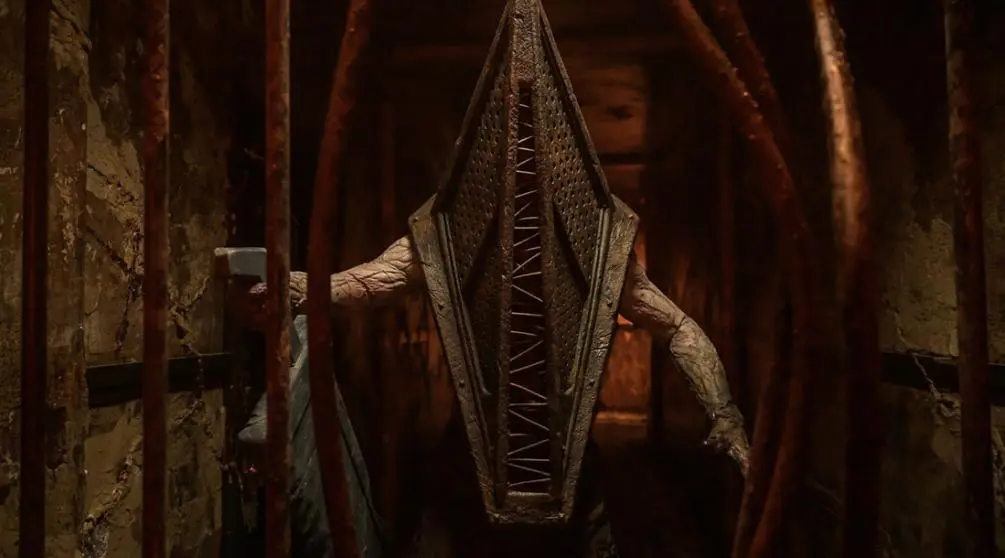   Кадр из фильма "Возвращение в Сайлент Хилл"  