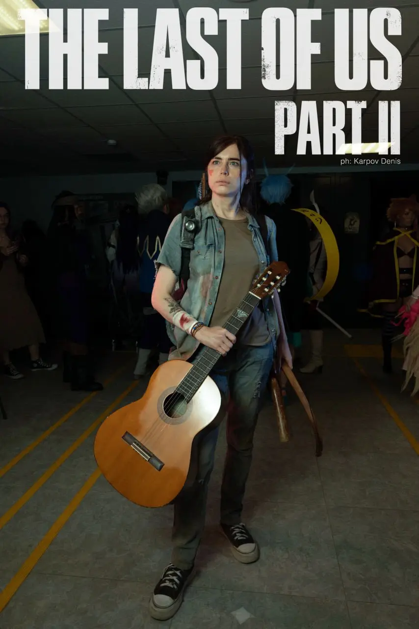 (9 фото) Фотки с феста. Повезло, что на фесте оказался реконструктор, который одолжил винтовку для фоток. Повезло, что попала на автограф-сессию к Кузнецову, который озвучил Джоэля в русской локализации.