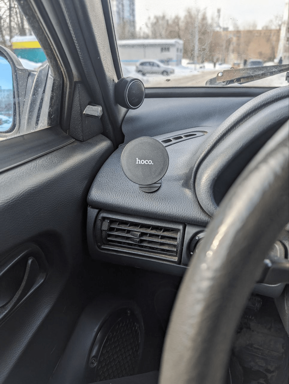 АвтоВАЗ ъуъ, в центр не получилось поставить