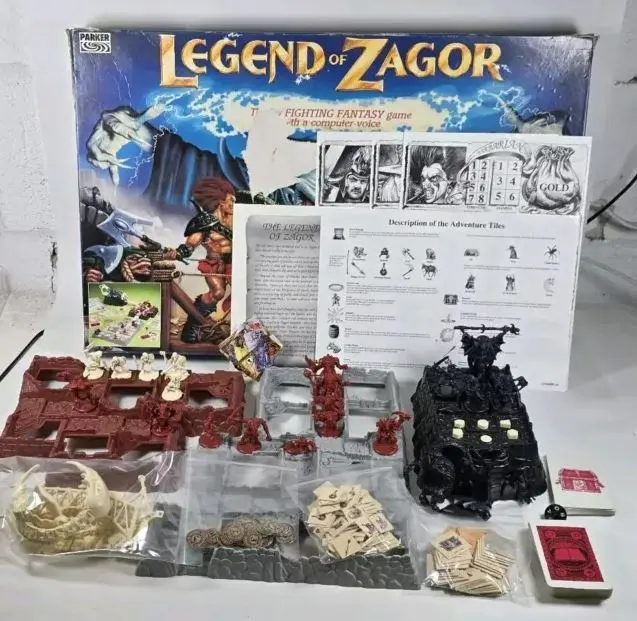 Legend of Zagor - в черной коробке справа скрывается маленький компьютер с 40К оперативной памяти - его задачей было комментировать некоторые игровые моменты и добавлять рандом.
