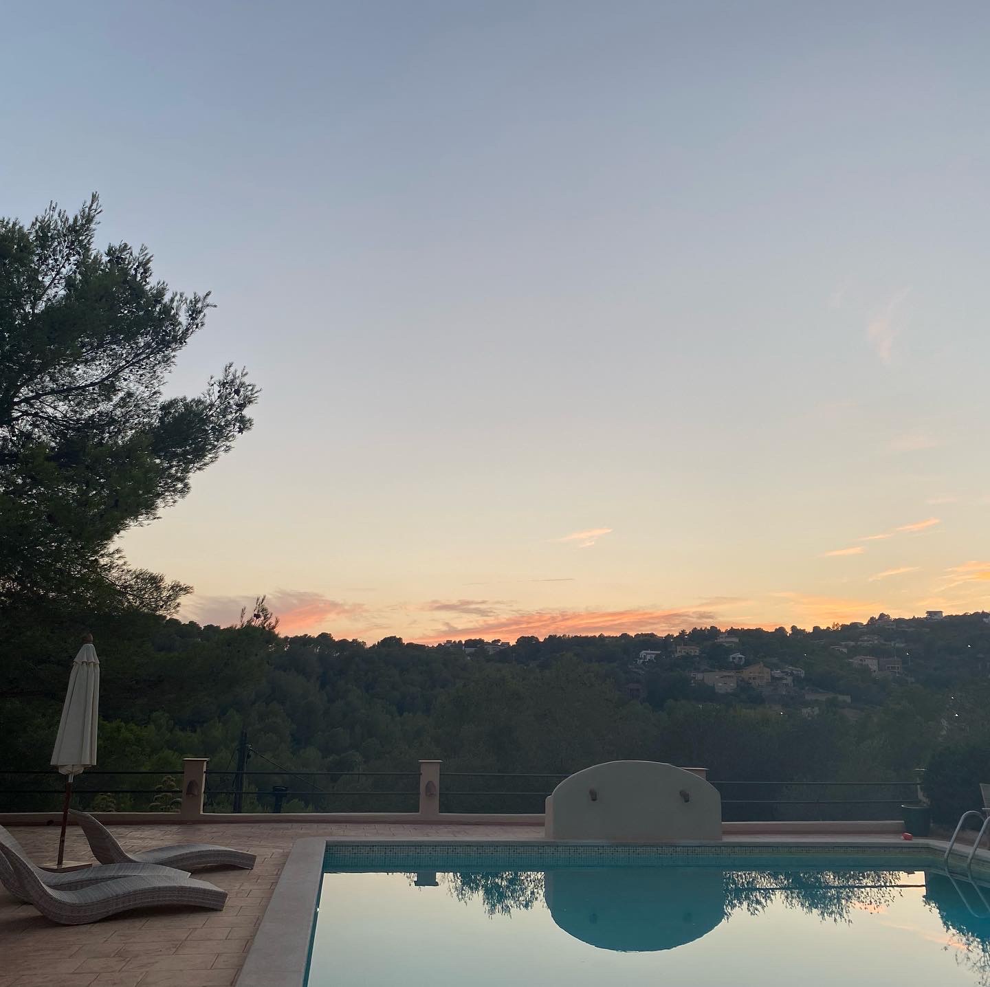 Где-то за Сиджес