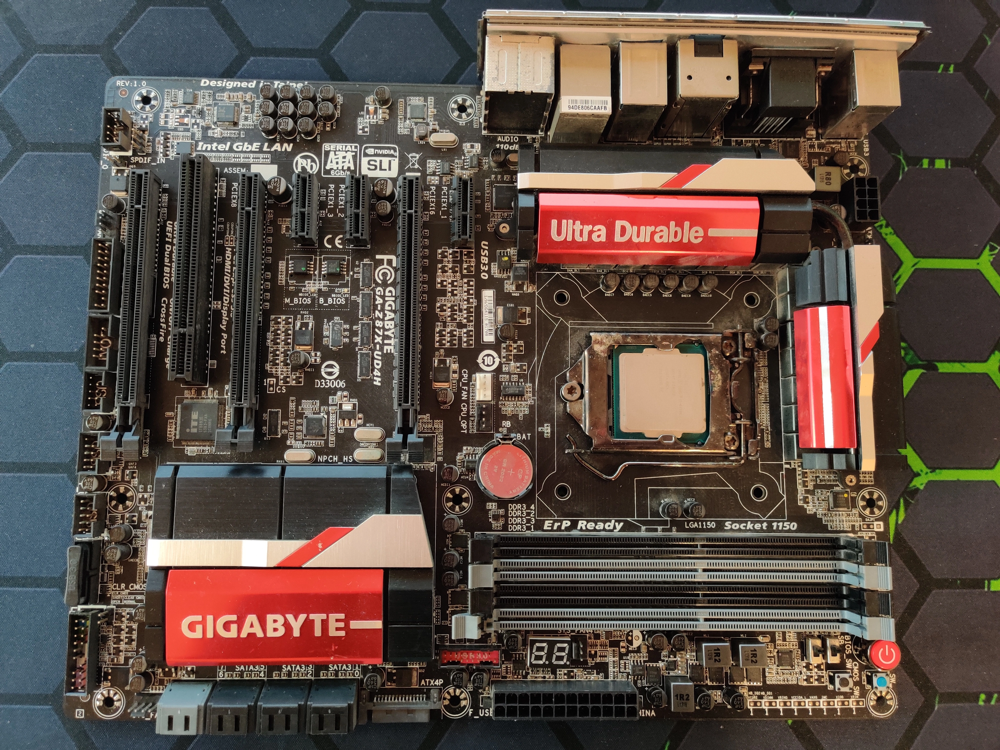 Этот поновее уже, 4770к