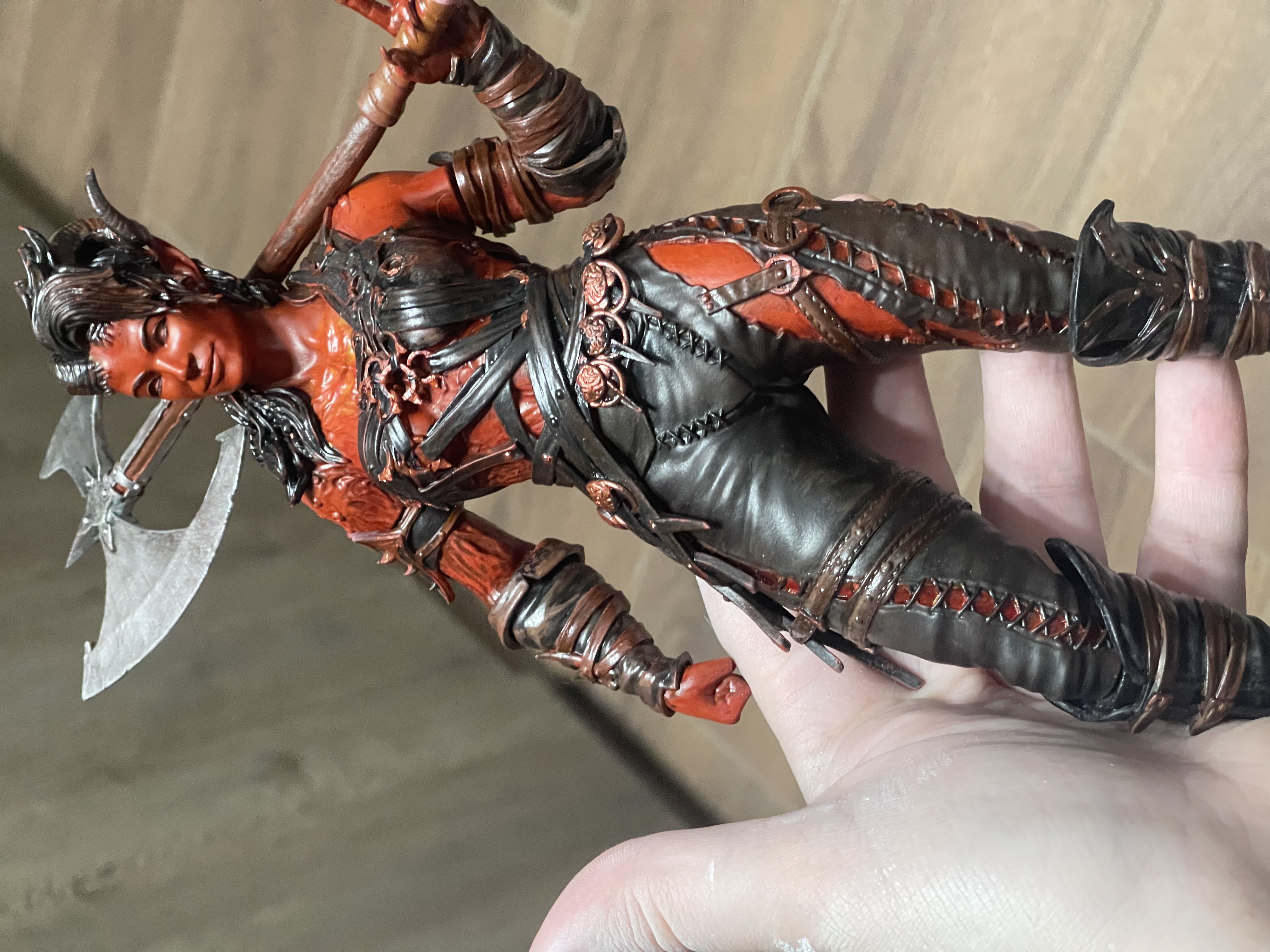 Тут я еще не знала, что лак разъест тонкий слой краски.